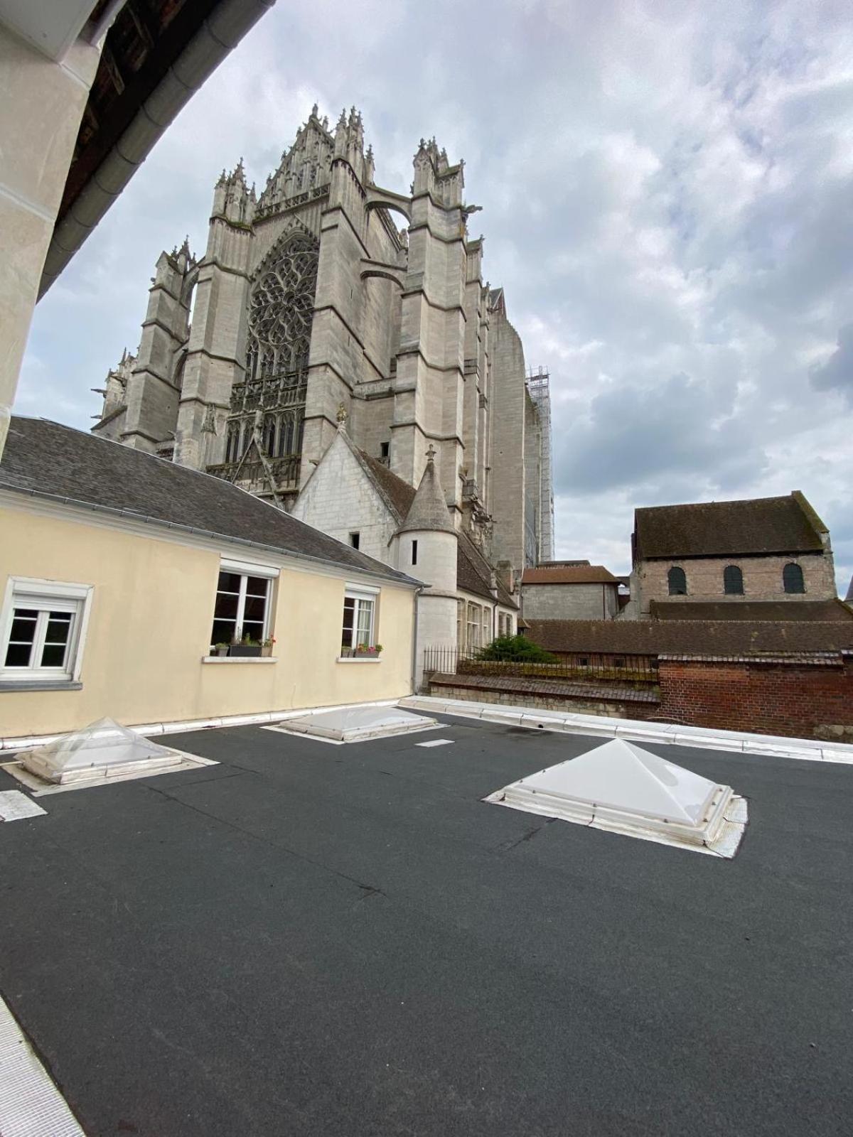 Appartement Hyper-Centre Vue Cathedrale Beauvais Dış mekan fotoğraf